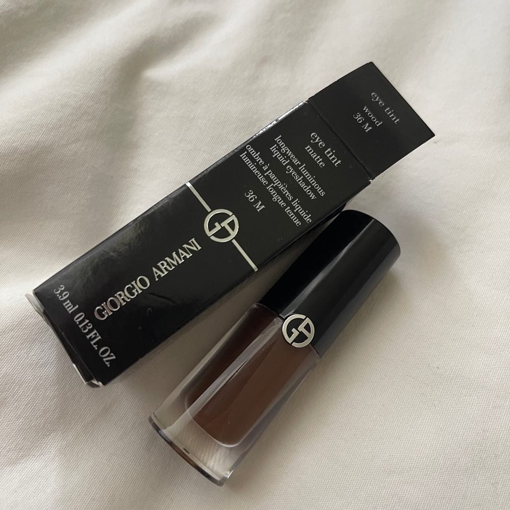 Giorgio Armani Eye Tint in “wood”